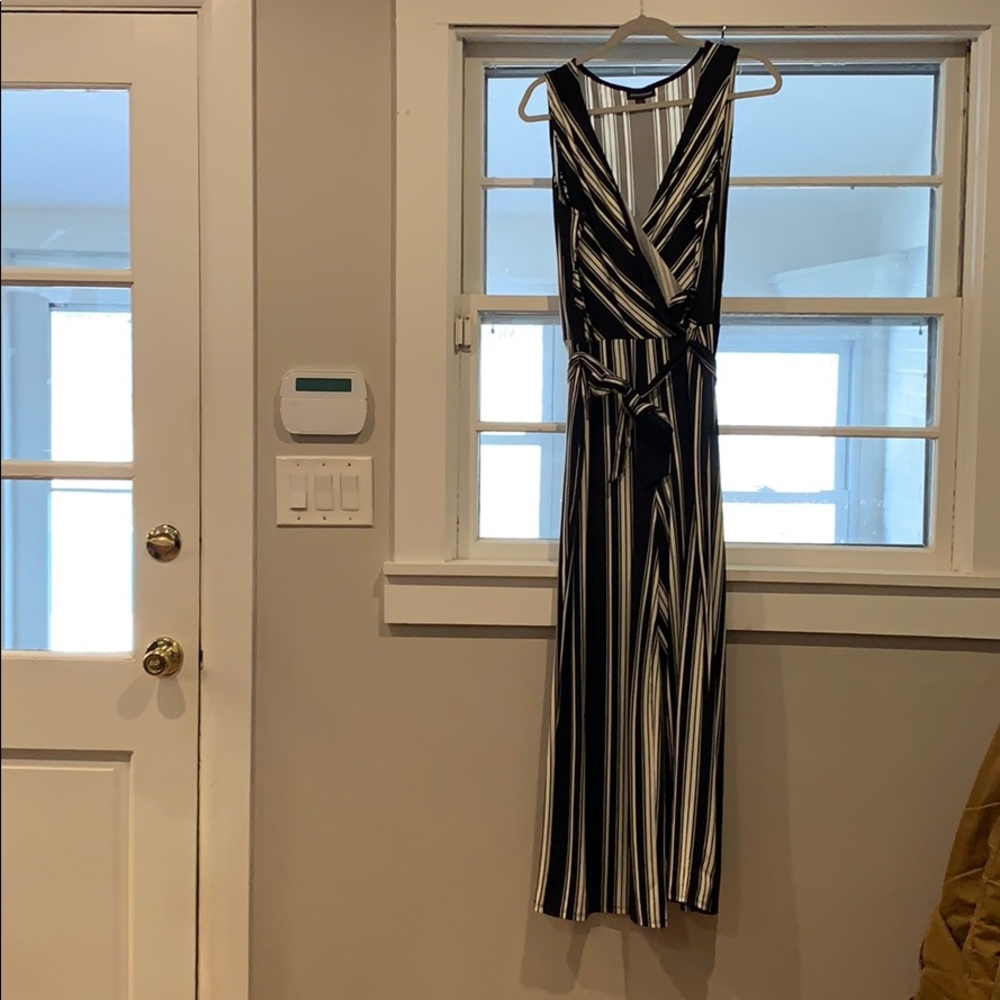 Black and white striped romper (women’s XL)